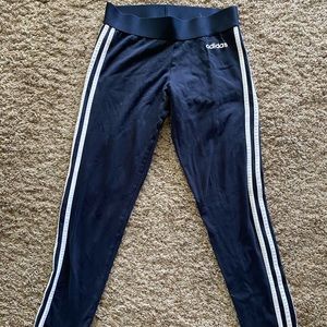 Adidas women’s leggings. Like new! Size small.
